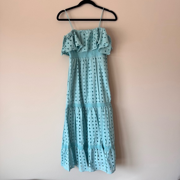 T Tahari Eyelet Midi Dress Blue Off-Shoulder Smocked Bodice Tiered NWT Sz XS - Picture 2 of 15